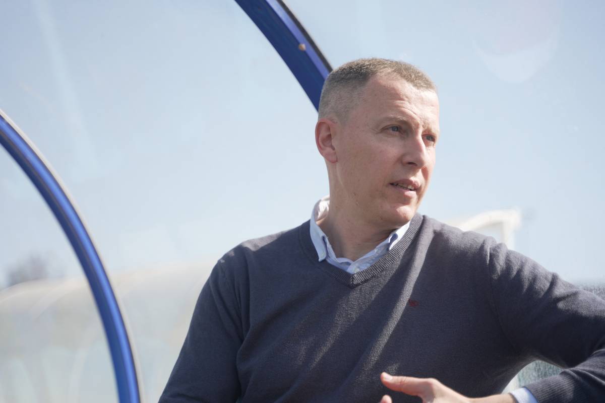 Medié durant l`entrevista amb el D.S a l`Olímpia