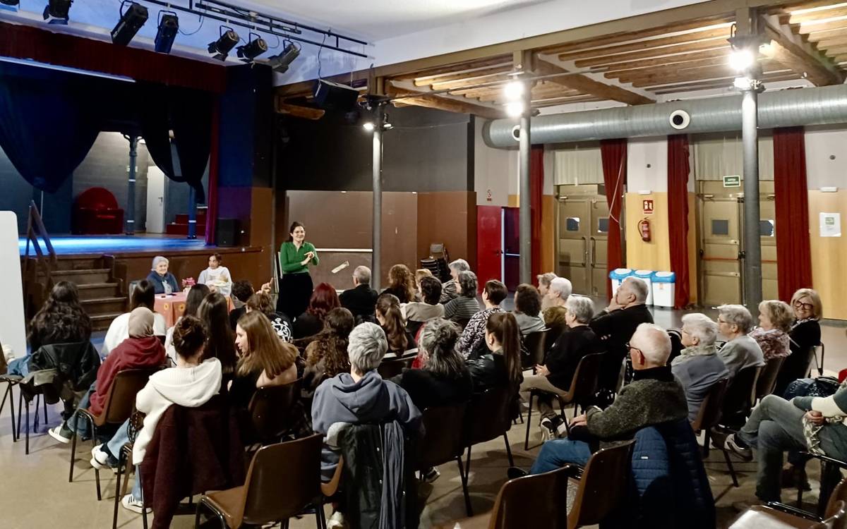 Més de 350 persones participen als tallers Àvies del segle XXI al Bages