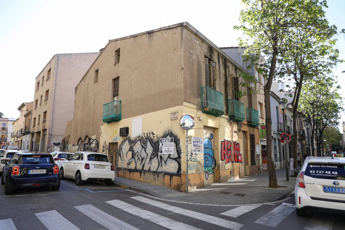 Enderroc del carrer de Gràcia - Víctor Castillo Enderroc del carrer de Gràcia