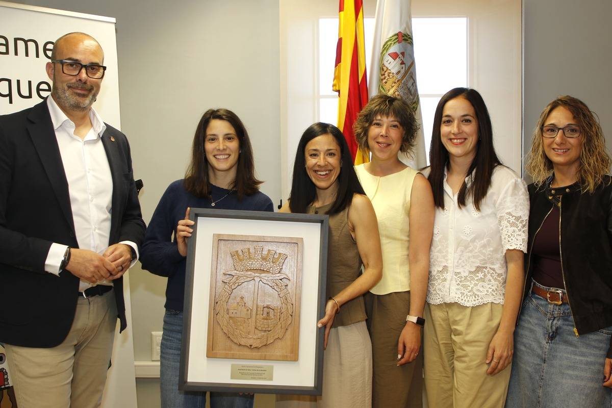 Roquetes atorga el Roquetenc de l’Any 2025 a l’Associació de Veïns i Veïnes La Ravaleta