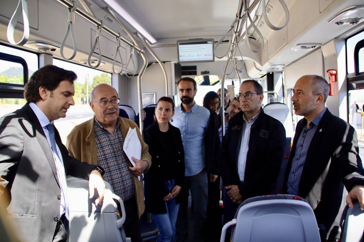 Només 15 dels 1.300 busos interurbans de Catalunya són elèctrics