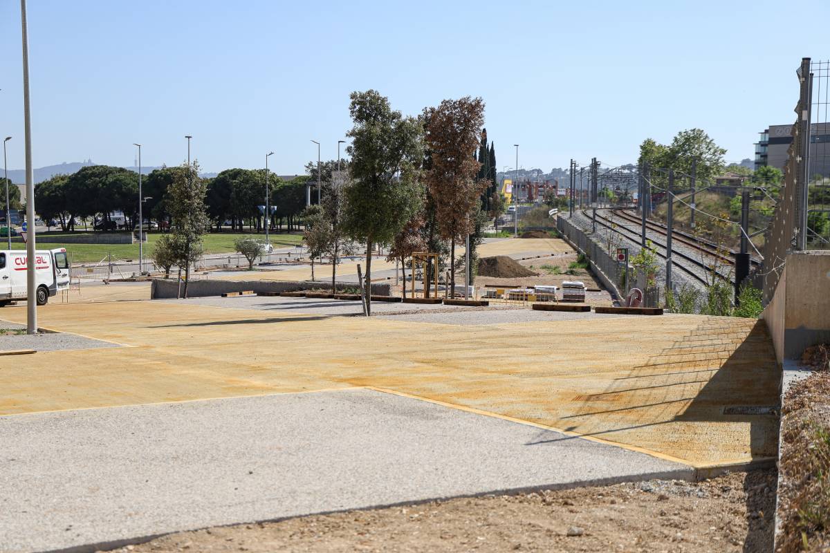 Nou aparcament a Can Feu