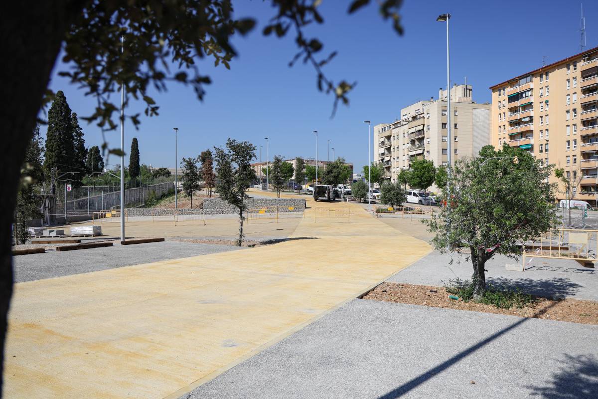 Nou aparcament a Can Feu