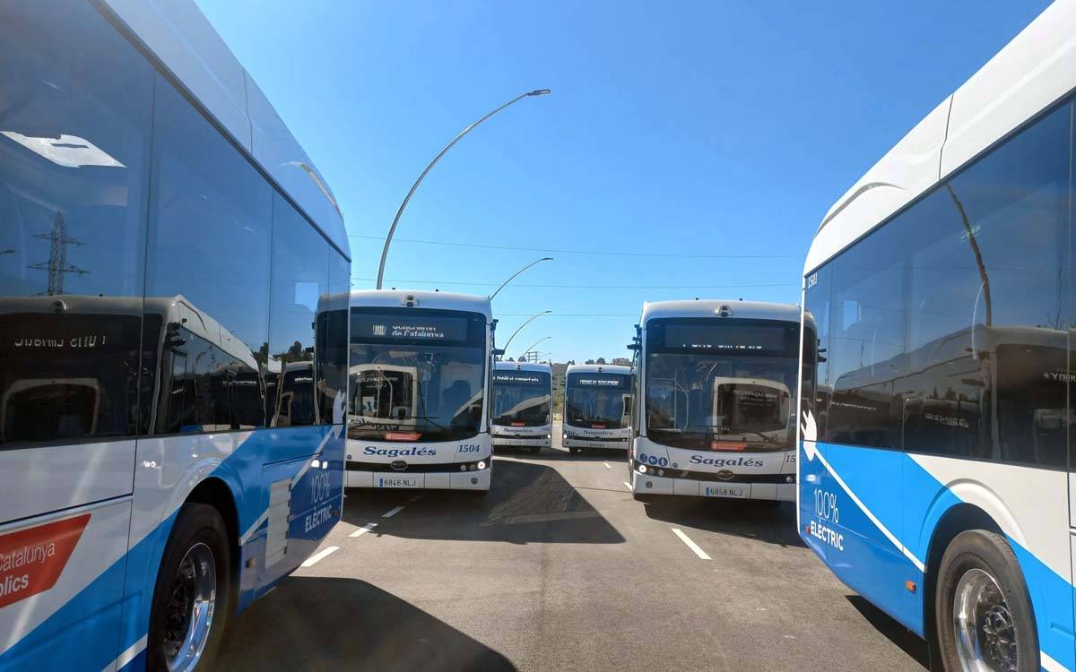 Sis nous busos elèctrics reforçaran dues línies interurbanes del Bages