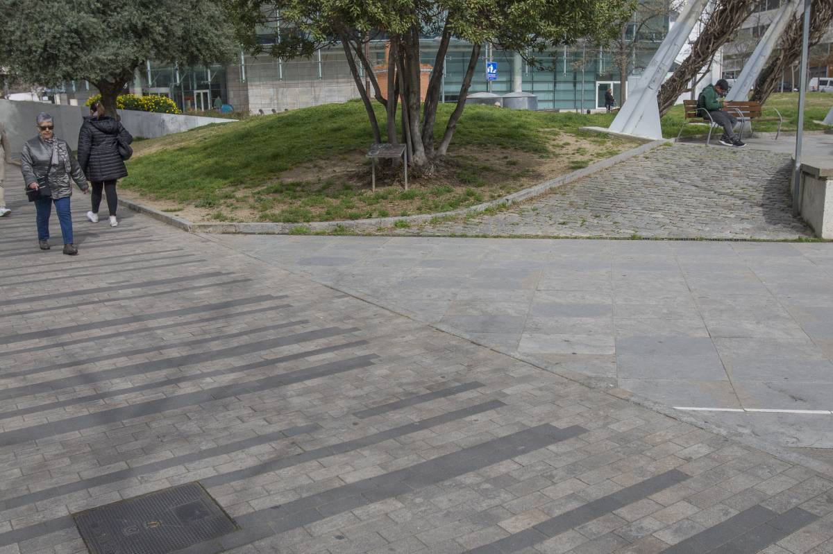 Rambla d’Ègara - Plaça de Ricard Camí  - Nebridi Aróztegui