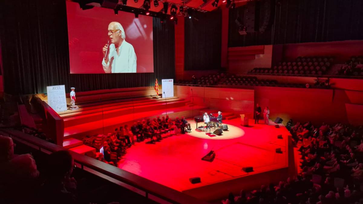 L'«Avui», el diari que va vèncer la nit