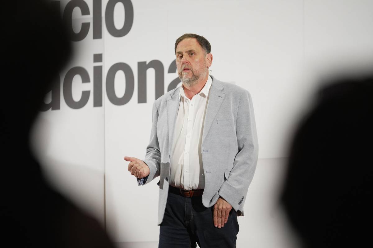 Junqueras recupera la necessitat de construir la línia orbital ferroviària per connectar el Vallès en la seva visita a Sabadell