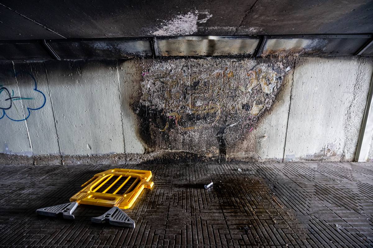 Incendi a l`interior d`un túnel soterrat de la Gran Via - Juanma Peláez Incendi a l`interior d`un túnel soterrat de la Gran Via