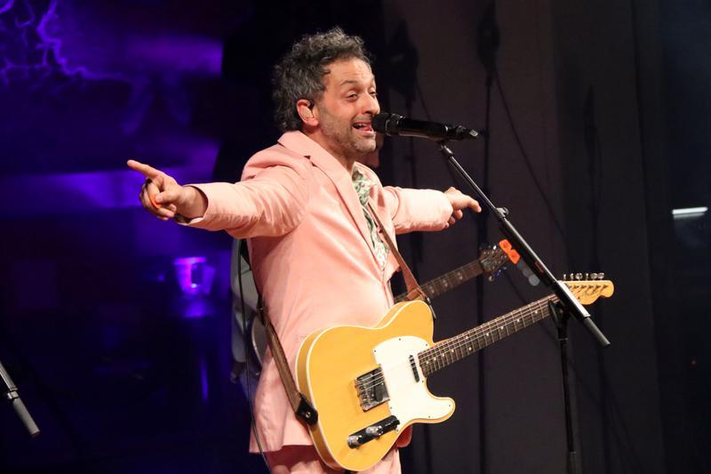 La cultura en català representa entre el 40% i el 60% dels continguts culturals a ràdios i televisions 