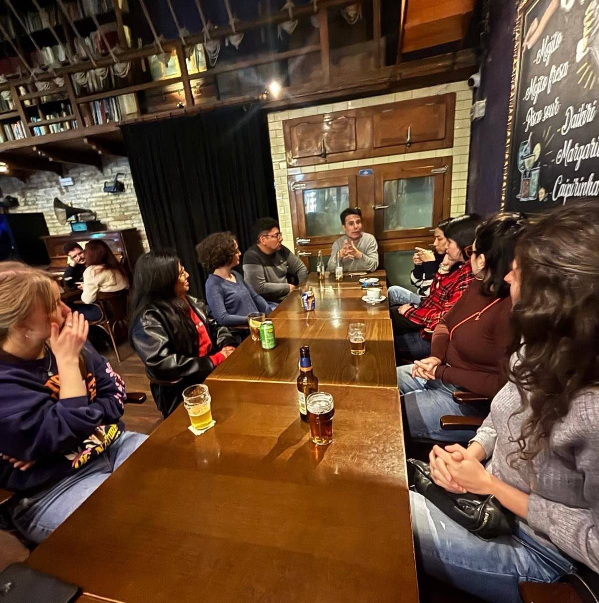 Una trobada d'Speak Catalan en un bar. - Speak Catalan
