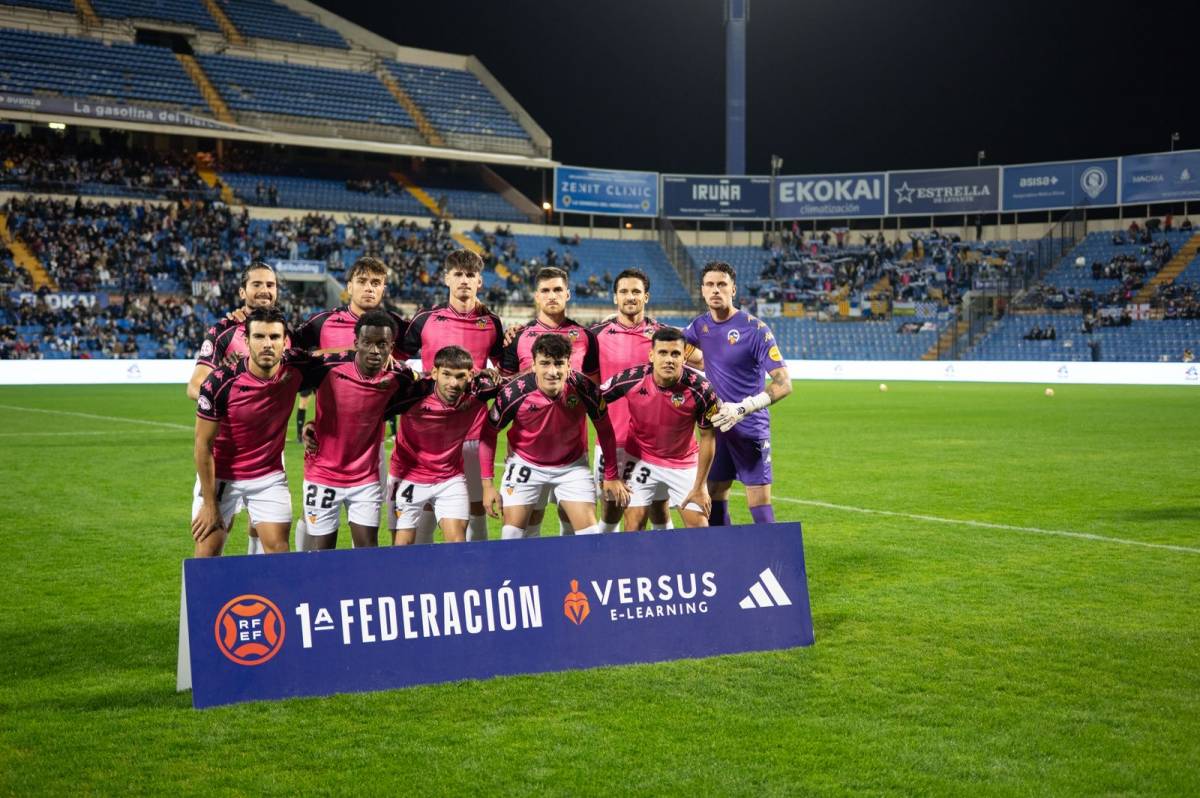 L`onze inicial en el duel al Rico Pérez