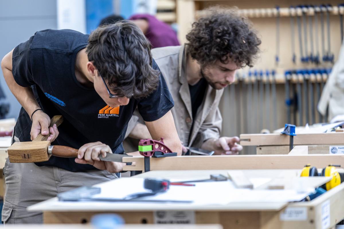 XXXII Concurs d’Estudiants de Fusta i Moble de Catalunya - Juanma Peláez