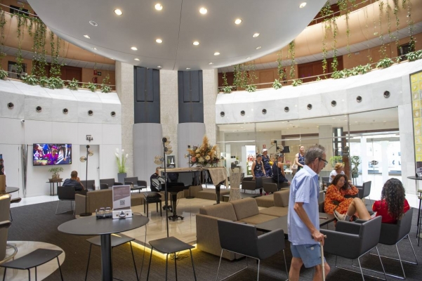 Els turistes que van visitar el Vallès el 2025 van gastar 850 euros de mitjana, un 13,3% més