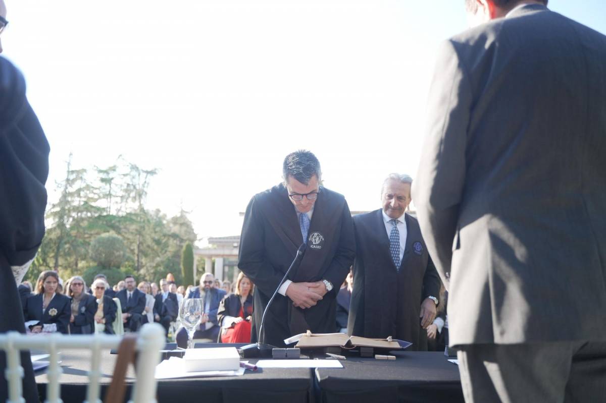 Acte d’Imposició de Togues als advocats incorporats a l`ICASBD