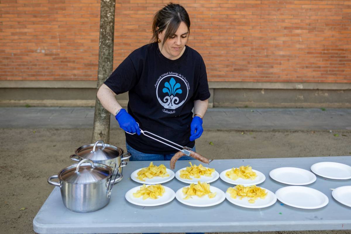 L'A.V. dels Safareigs de la Font Nova celebra una Festa de la Primavera marcada per les seves reivindicacions veïnals