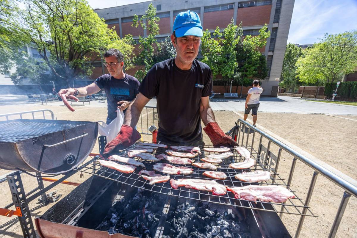 Preparació de la botifarrada popular - 