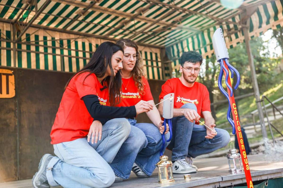 La flama del Correllengua Agermanat arrenca per recórrer els Països Catalans de punta a punta