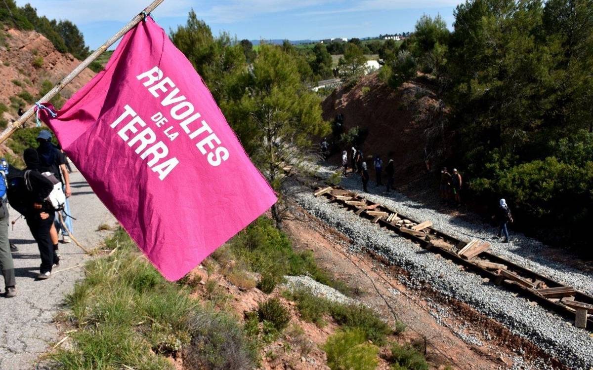 Callús denunciarà les «accions vandàliques» i les barricades durant la protesta contra ICL