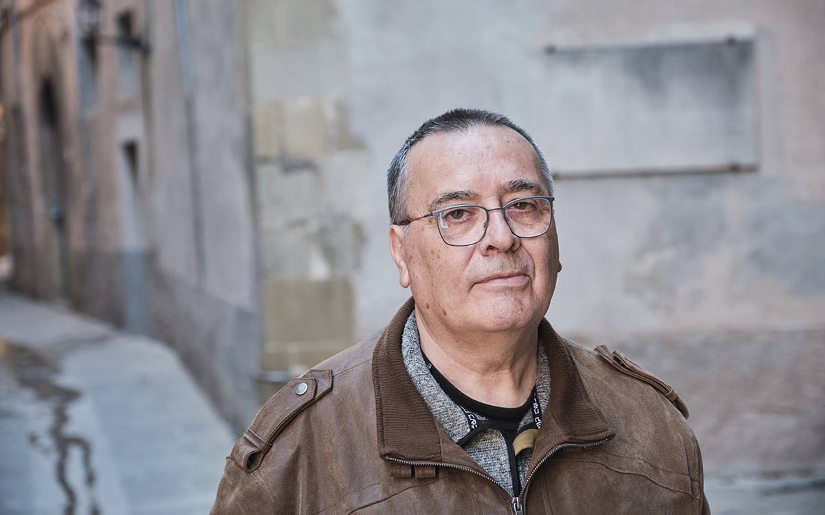 El periodista Miquel Macià ha publicat el llibre `Vida i mort dels mitjans de comunicació de Vic (1939-2025).