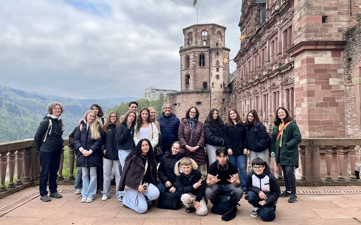 Alumnes de l'Institut Guillem Catà viatgen a Alemanya per treballar la IA