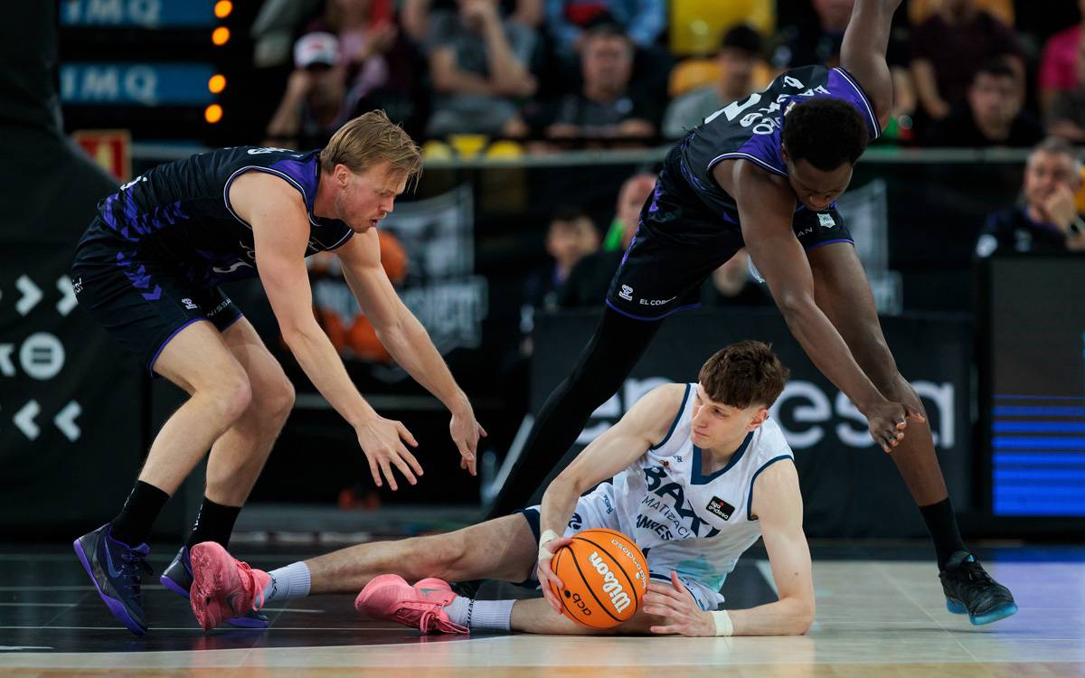 El Baxi Manresa augmenta el marge sobre el descens