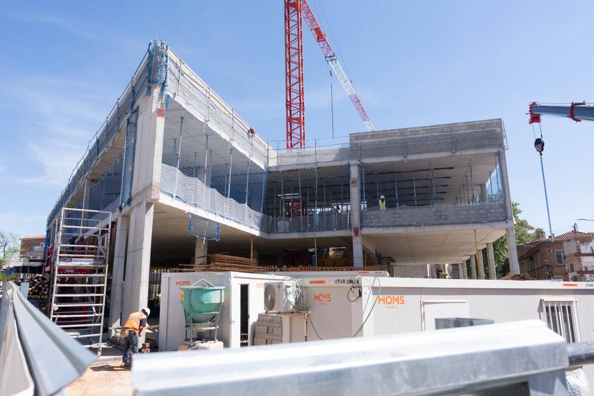 Construcció d`un gimnàs a la rambla d`Ibèria