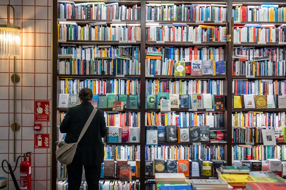 Llibreria Finestres Sant Jordi Llibres 