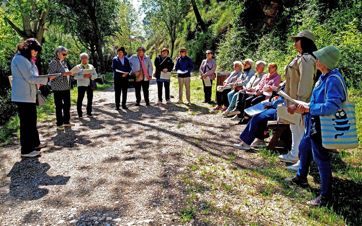 Súria celebra el Dia Mundial de la Poesia amb una passejada literària vora el riu