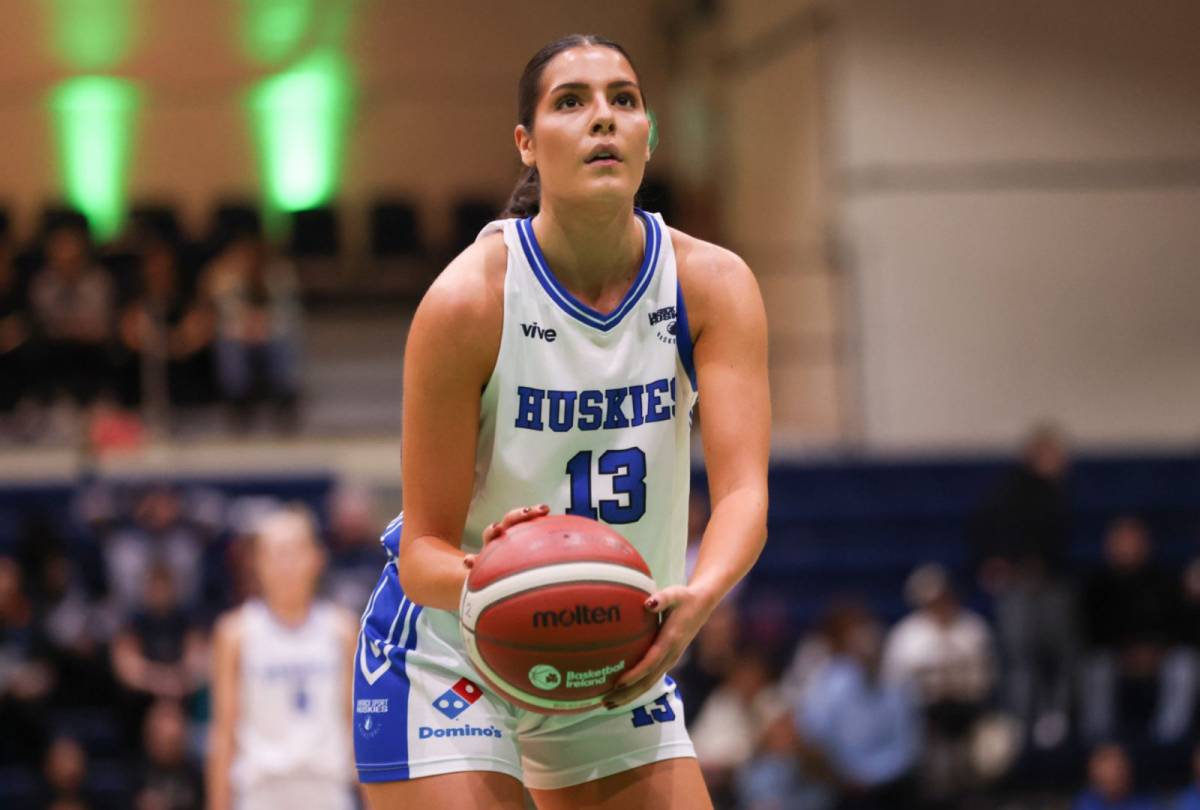 Gómez, en un duel amb els Huskies