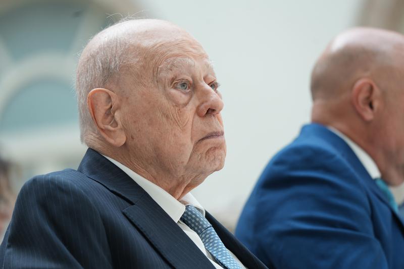 El jutge justifica fer anar Pujol a Madrid per «no caure en l'edatisme»