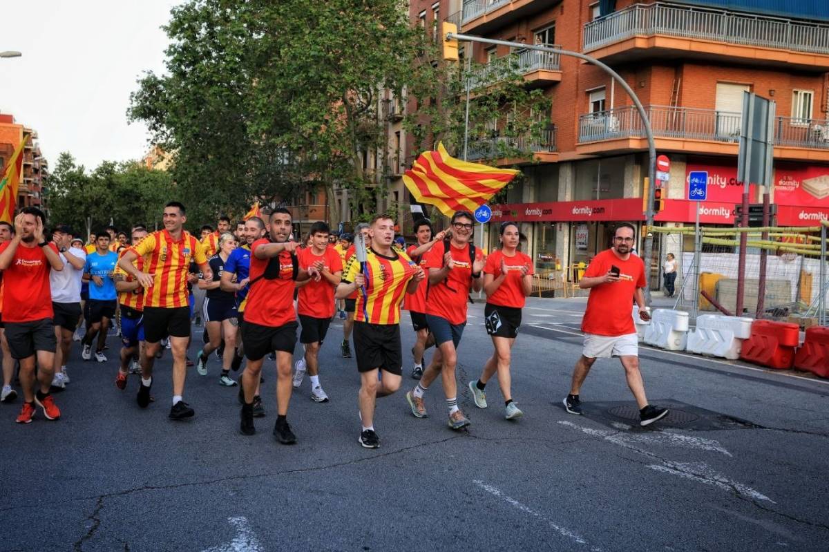 Barcelona clama per la llengua: «El Correllengua Agermanat ha vingut a fer història»