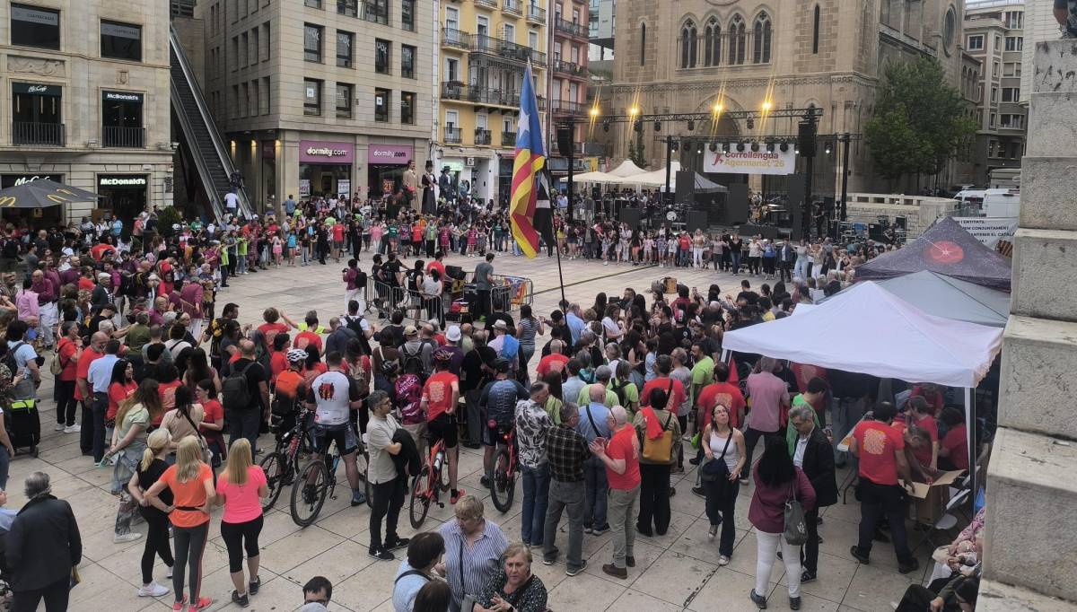 Ni cansats ni callats: Lleida surt al carrer pel Correllengua