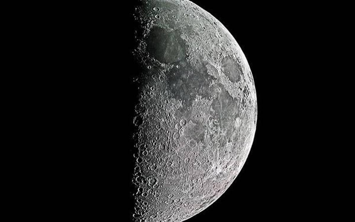 Castelltallat convida a «sobrevolar» la Lluna amb una experiència en tres dimensions