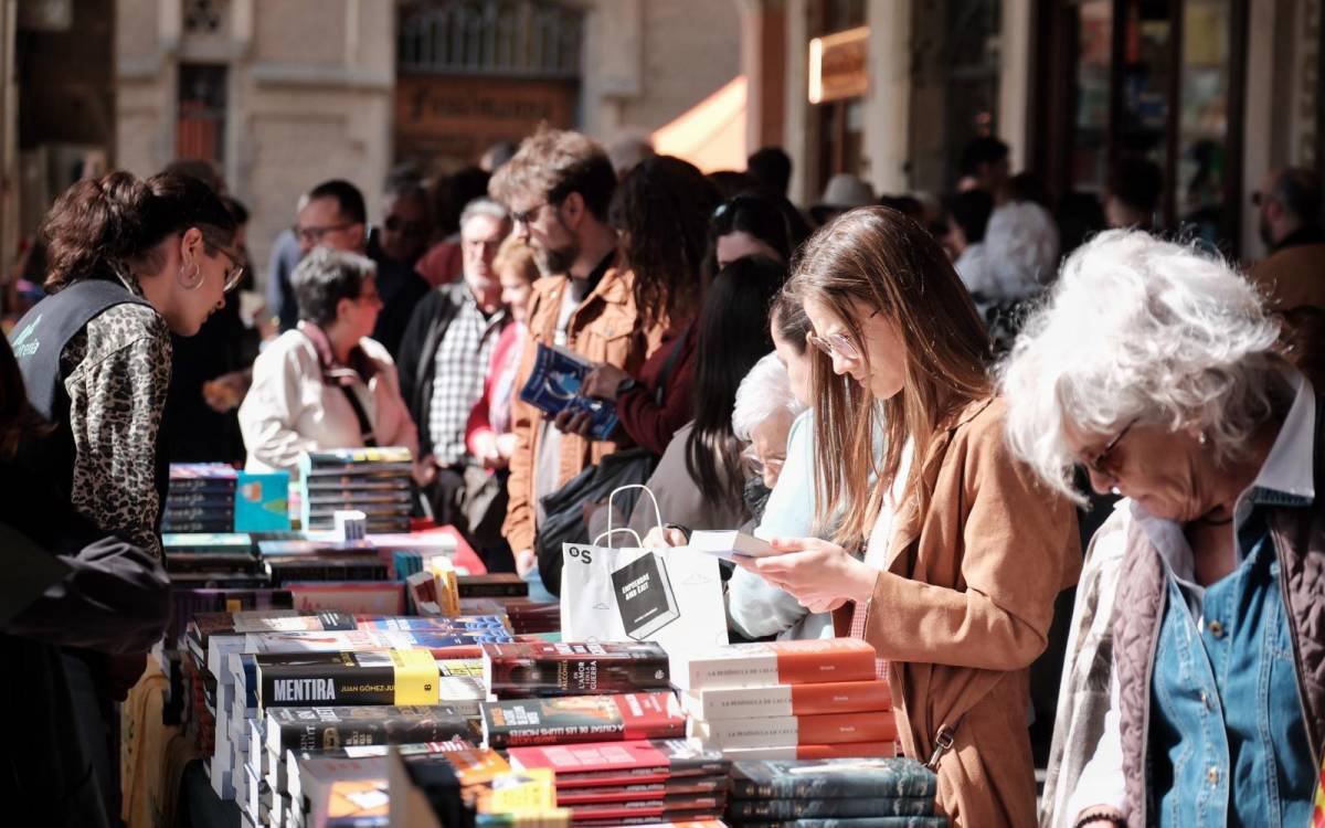 Sant Jordi 2026 a Vic: molt més que llibres i roses