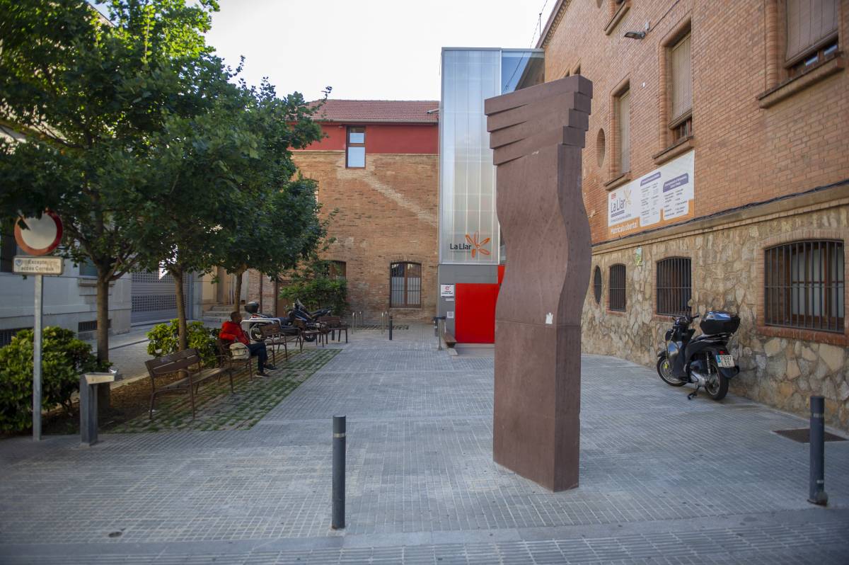 Placeta Rosa Puig Escola de la LLar - Alberto Tallón