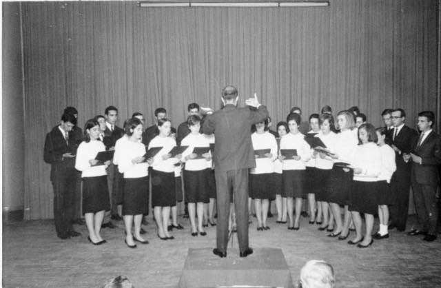 Fotografia realitzada pocs mesos després de la fundació del cor - 