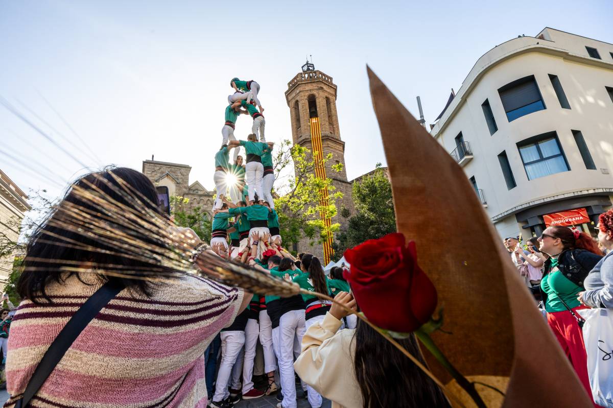 Els Saballuts al racó del Campanar per Sant Jordi - JUANMA PELÁEZ Els Saballuts al racó del Campanar per Sant Jordi