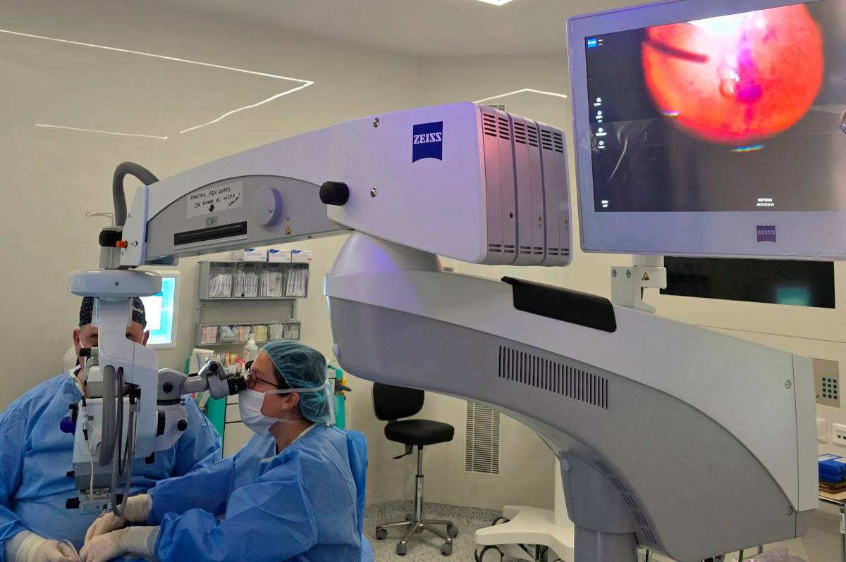 L'hospital de Blanes fa les primeres cirurgies de glaucoma mínimament invasives