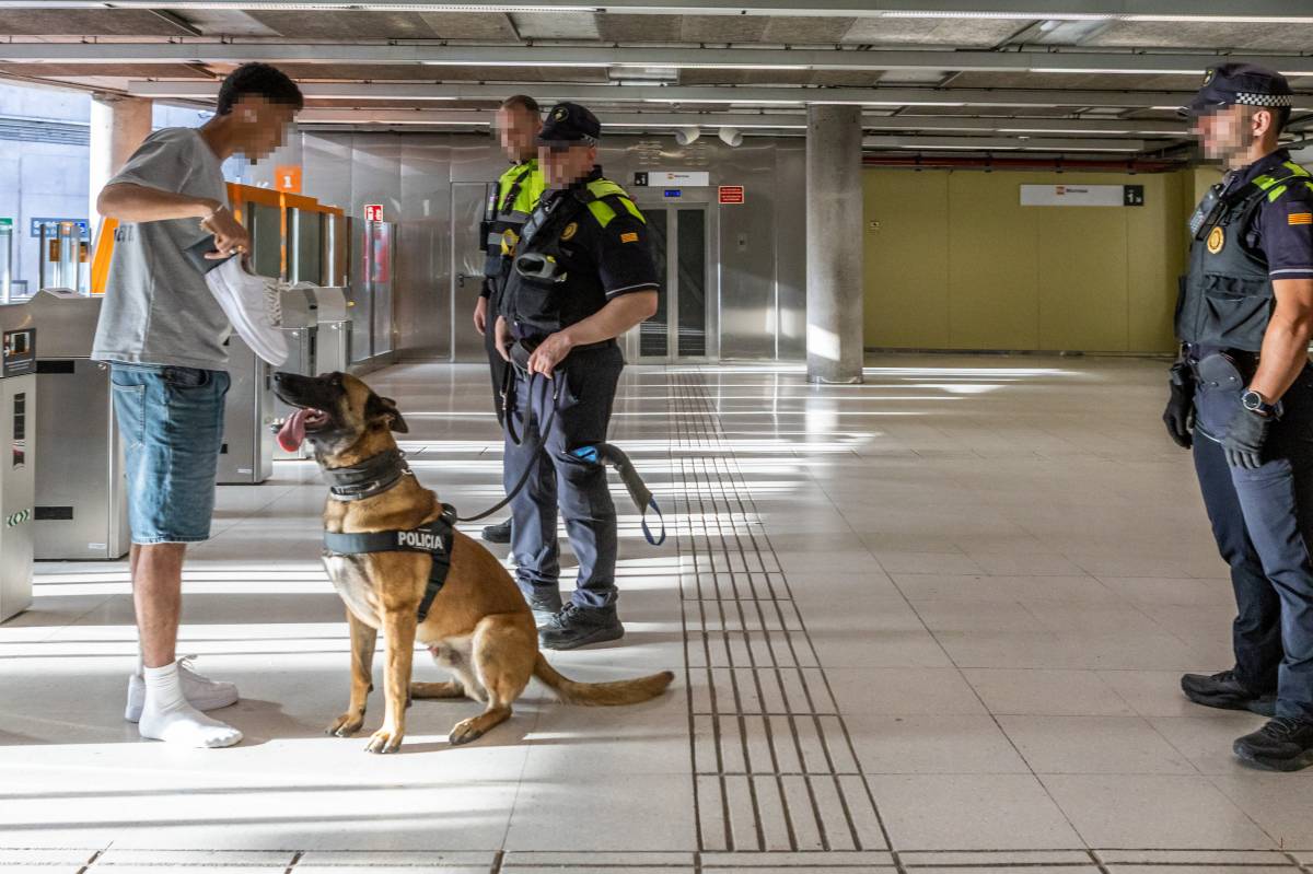 Pla Kanpai a l'estació de Renfe Sabadell Nord  - JUANMA PELÁEZ