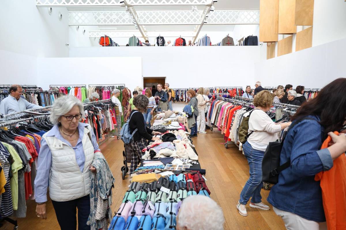 La 21a edició de l'Outlet solidari de la Fundació Cipo - VÍCTOR CASTILLO