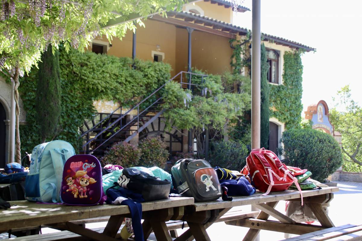 Cau més d'un 54% de les reserves de colònies escolars per la protesta docent