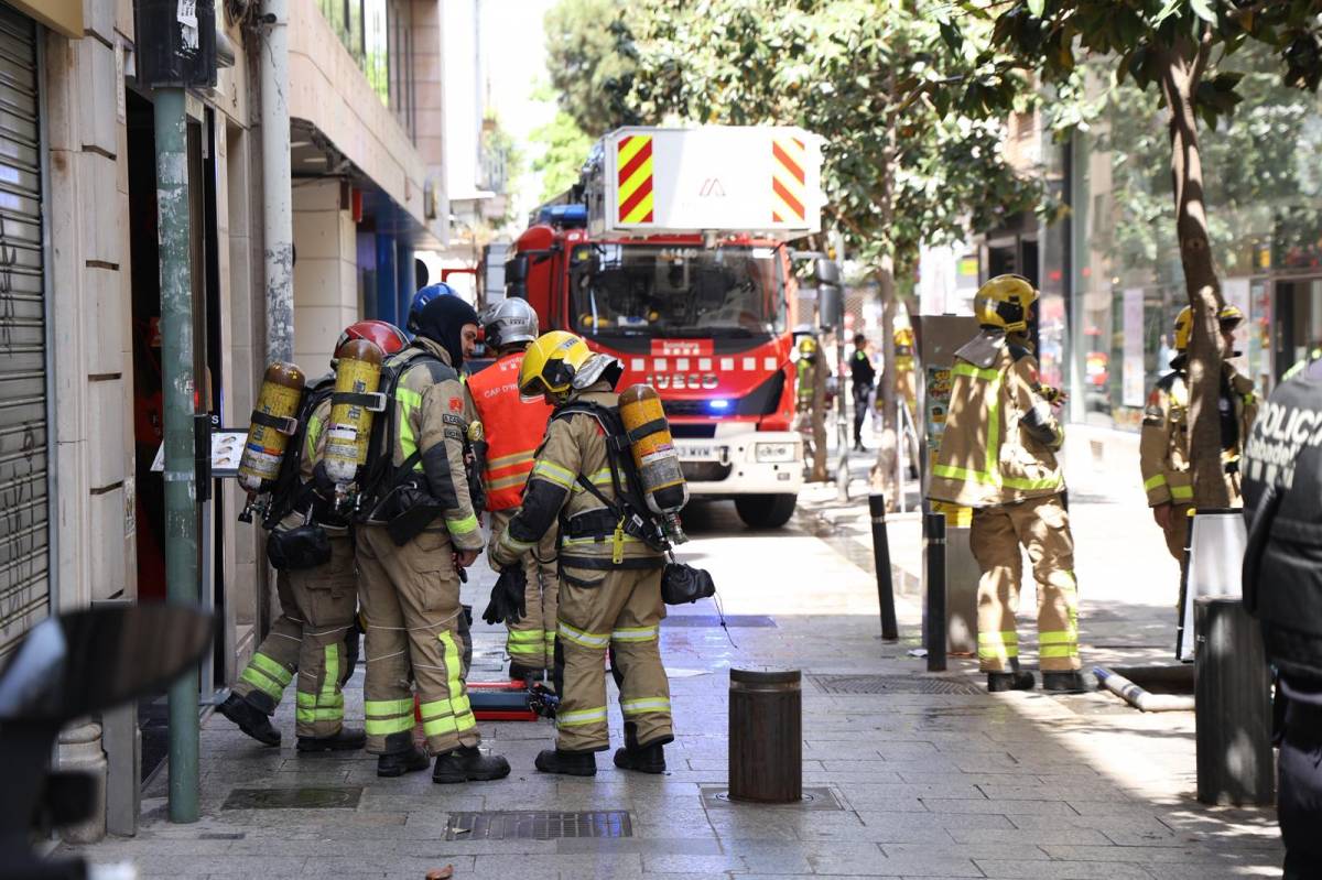 Incendi a la cuina d’un restaurant del Centre