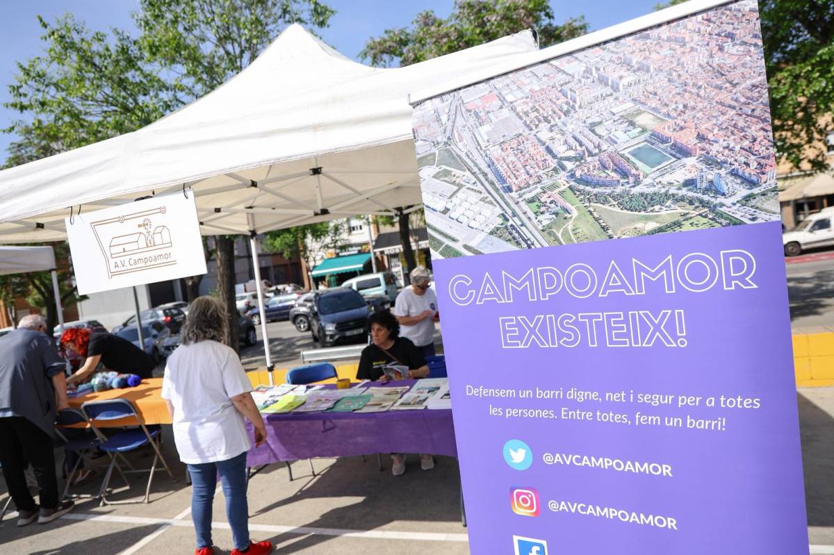 Mostra d’Entitats del Districte 6 - VÍCTOR CASTILLO