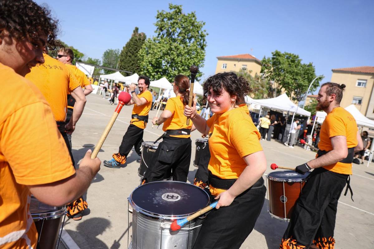Mostra d’Entitats del Districte 6 - VÍCTOR CASTILLO
