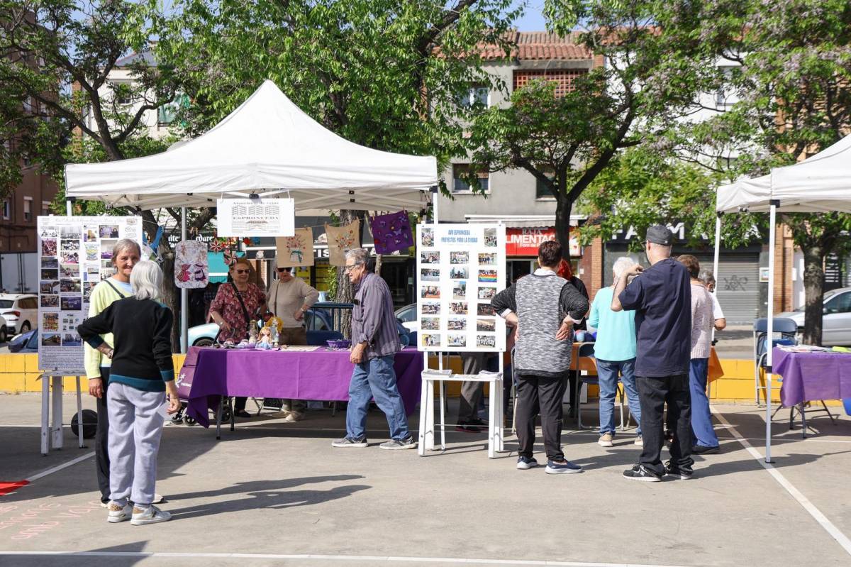 Mostra d’Entitats del Districte 6 - VÍCTOR CASTILLO