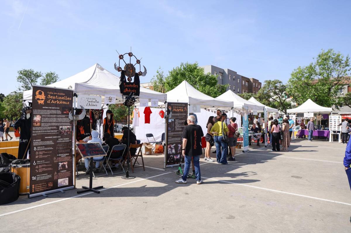 Mostra d’Entitats del Districte 6 - VÍCTOR CASTILLO