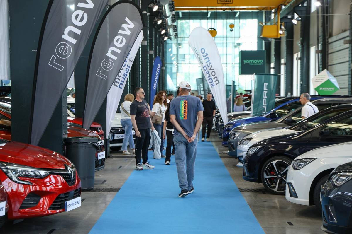 L'ambient de la Fira aquest diumenge al matí - VÍCTOR CASTILLO