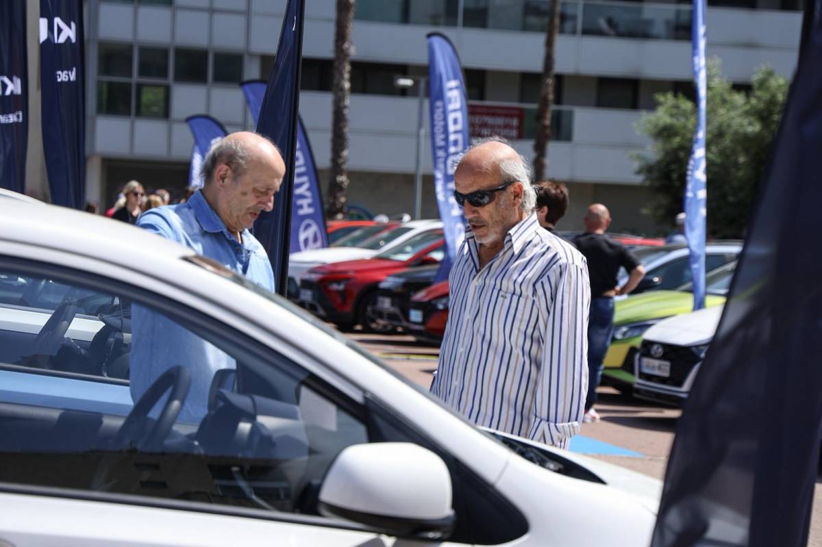 L'ambient de la Fira aquest diumenge al matí - VÍCTOR CASTILLO