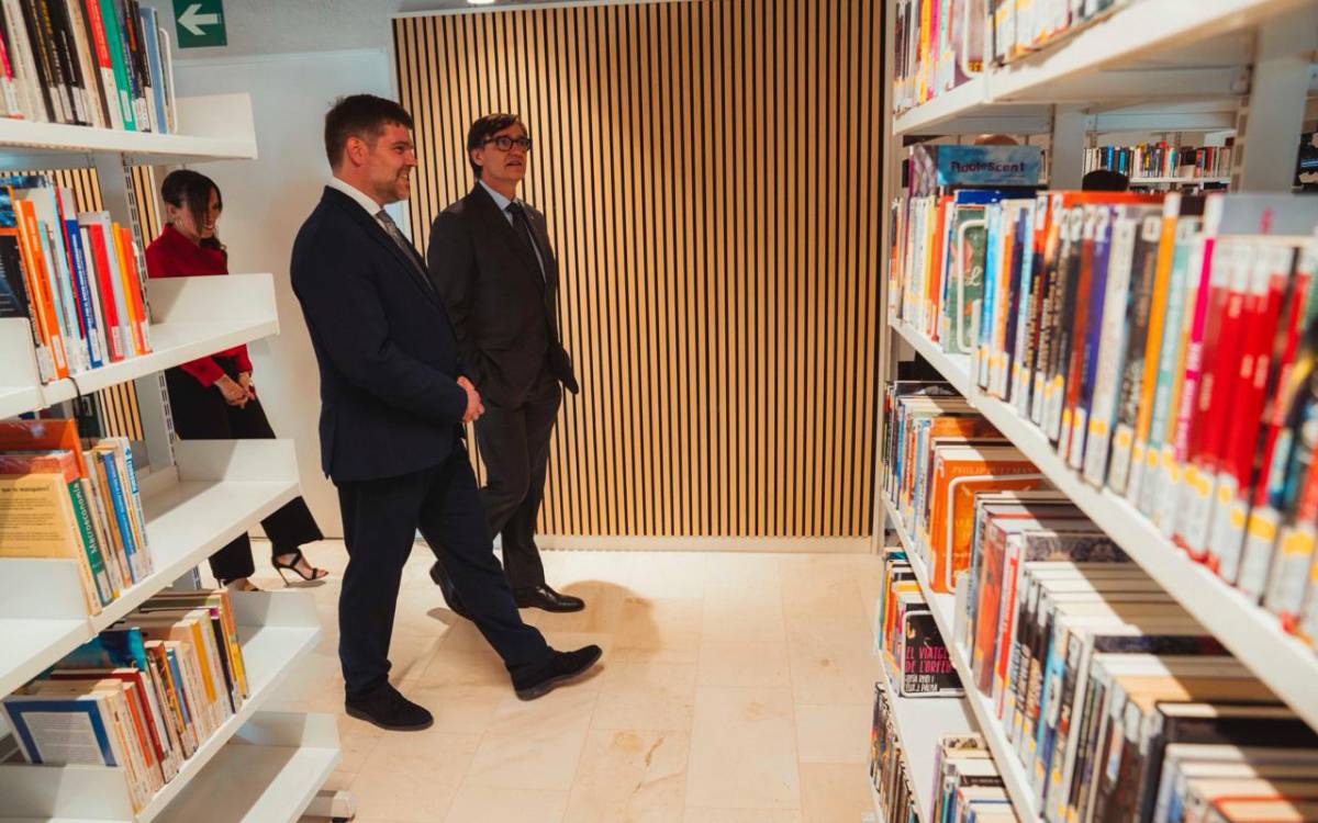 Centelles inaugura la nova biblioteca del Palau dels Comtes