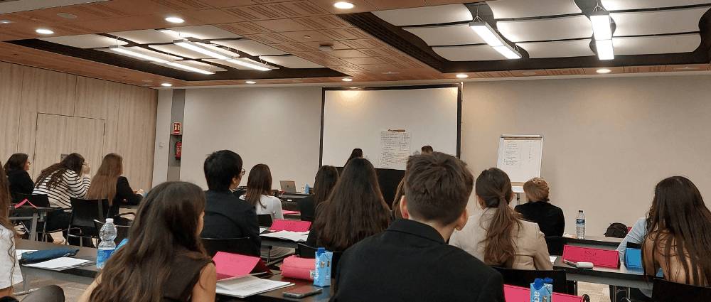 La llengua catalana, molt present als col·legis privats britànics